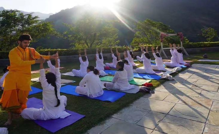 yoga alliance registered yoga teacher